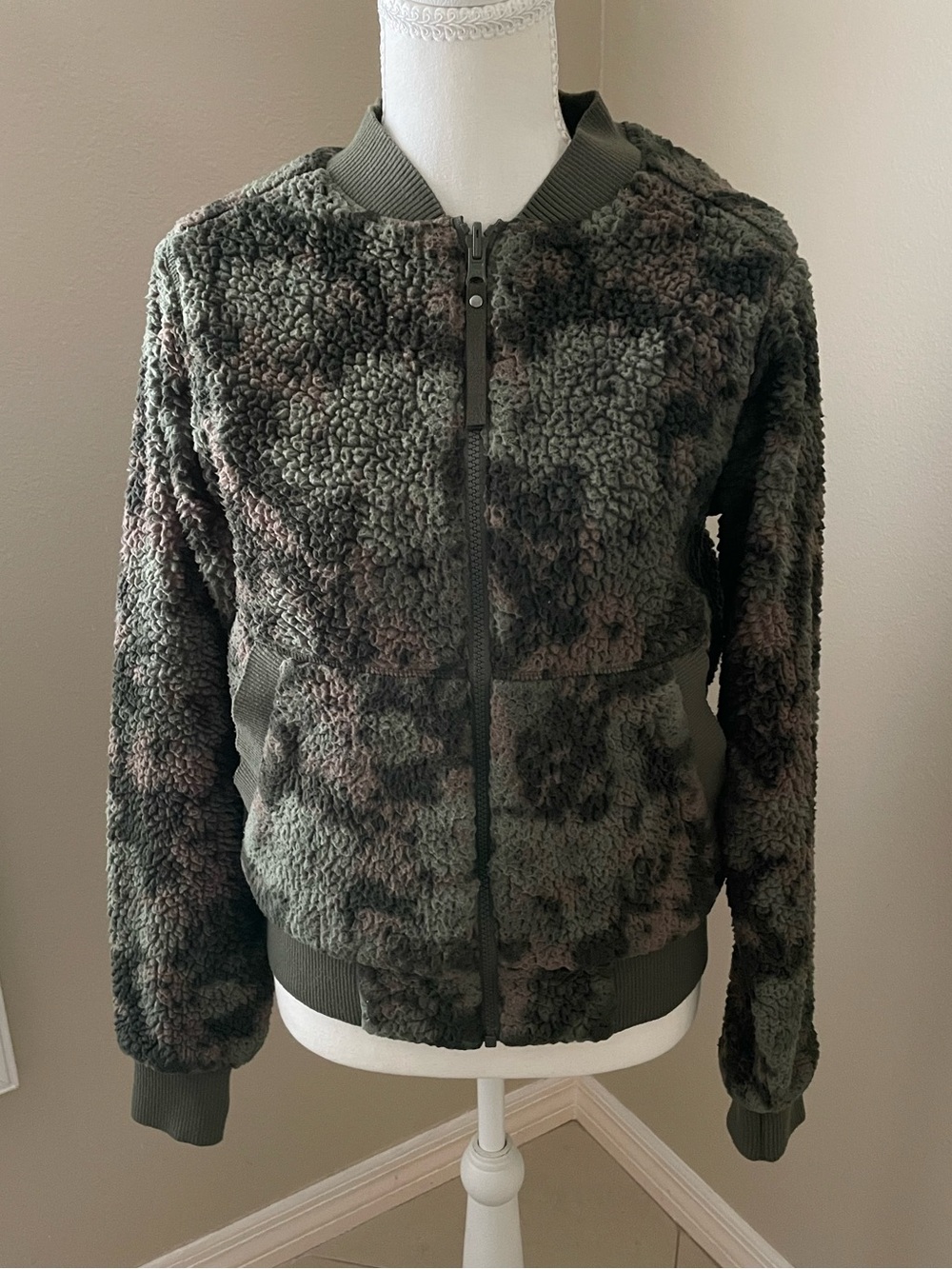 prAna Women's Polar Escape Green Camo Reversible Bomber
Jacket
